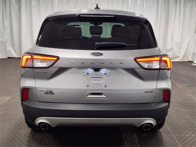2021 Ford Escape Hybrid SE