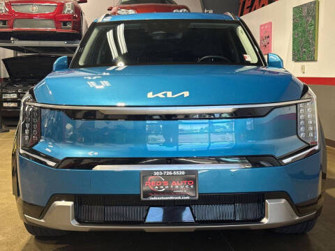 2024 Kia EV9 Land