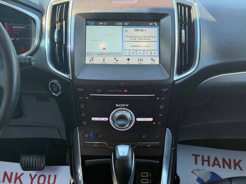 2017 Ford Edge Titanium