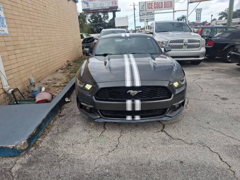 2015 Ford Mustang EcoBoost photo 2