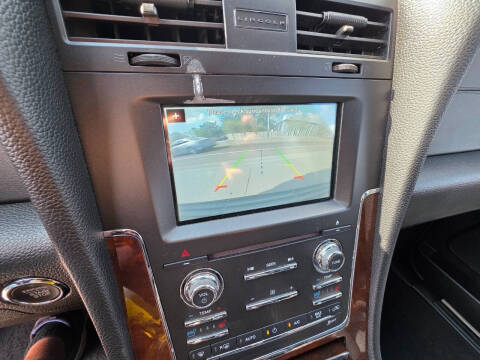 2017 Lincoln Navigator Select