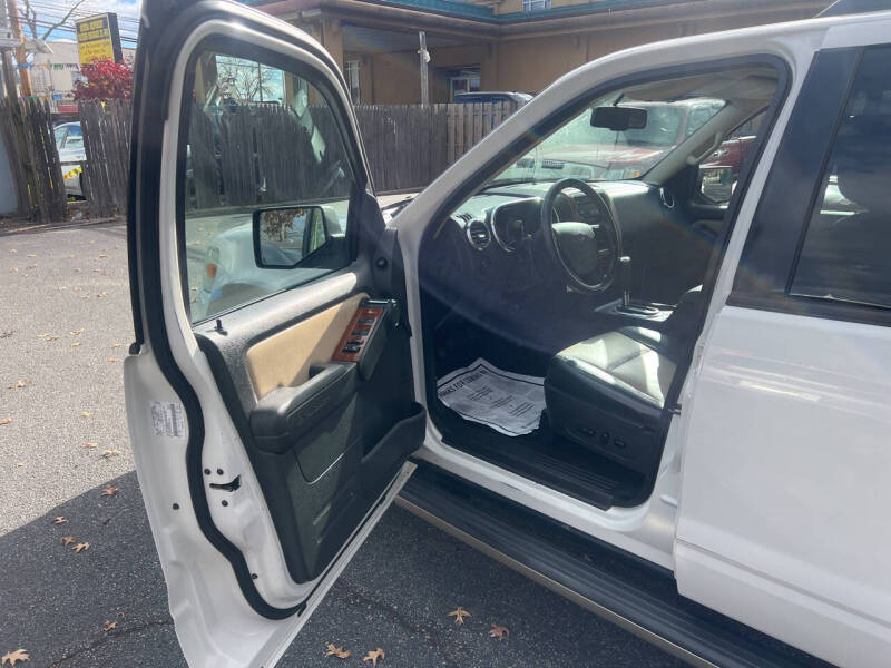 2008 Ford Explorer Eddie Bauer