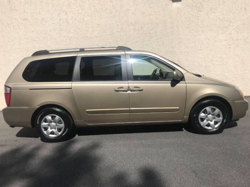 2007 Kia Sedona LX photo 6