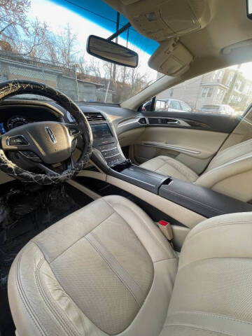 2014 Lincoln MKZ Hybrid