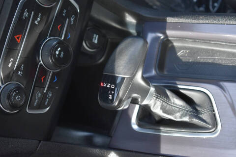 2017 Dodge Charger SE