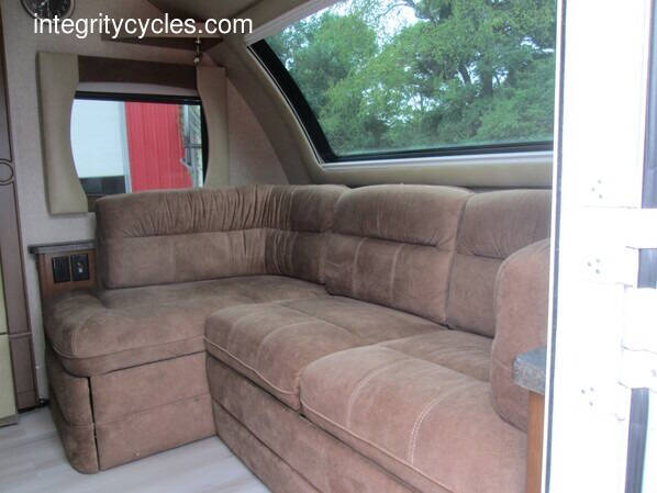 2020 Lance Camper 2465