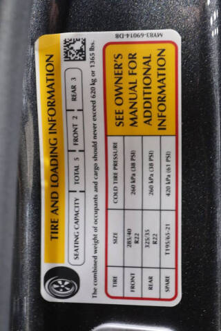 2021 Aston Martin DBX