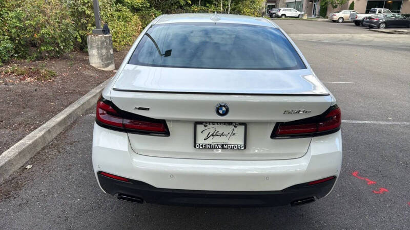 2022 BMW 5 Series 530e xDrive