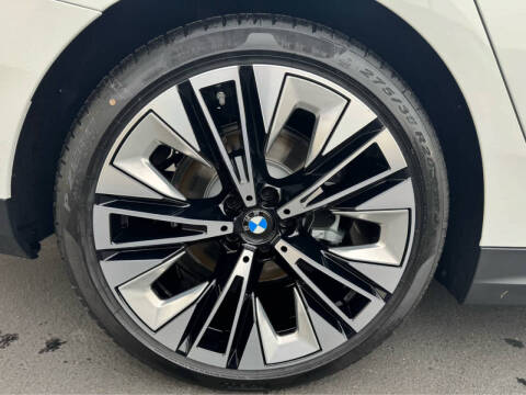 2026 BMW 5 Series 530i