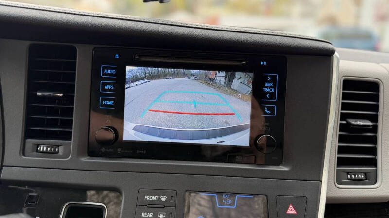 2017 Toyota Sienna