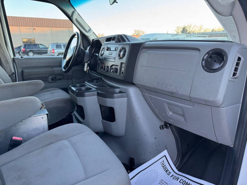 2013 Ford E-Series