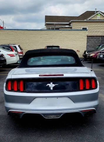 2016 Ford Mustang V6