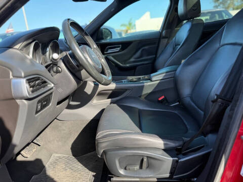 2017 Jaguar F-PACE 35t Premium