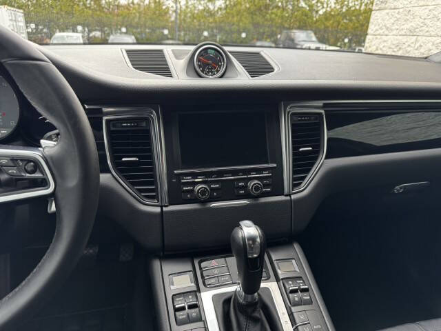 2015 Porsche Macan S