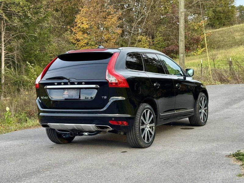 2015 Volvo XC60 T5 Drive-E Premier