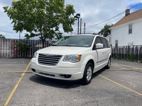 2009 Chrysler Town and Country for sale at True Automotive in Cleveland OH
