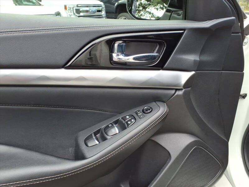 2023 Nissan Maxima 3.5 SV