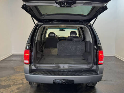 2002 Ford Explorer XLS