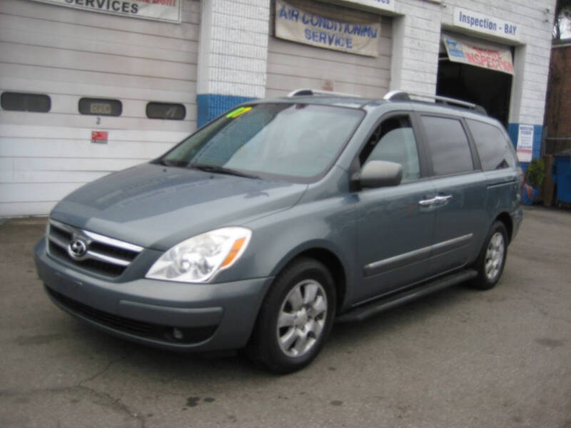 2007 Hyundai Entourage GLS