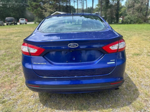 2015 Ford Fusion SE
