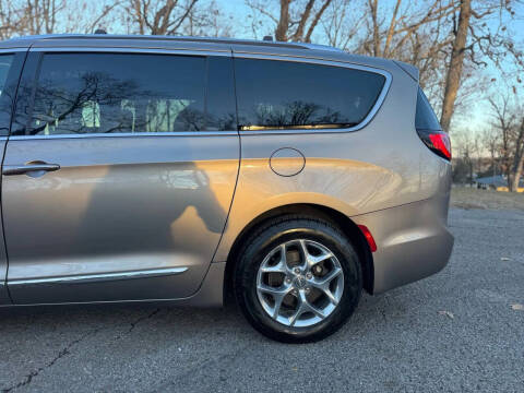 2017 Chrysler Pacifica Limited