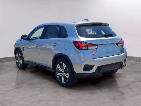 2025 Mitsubishi Outlander Sport SE