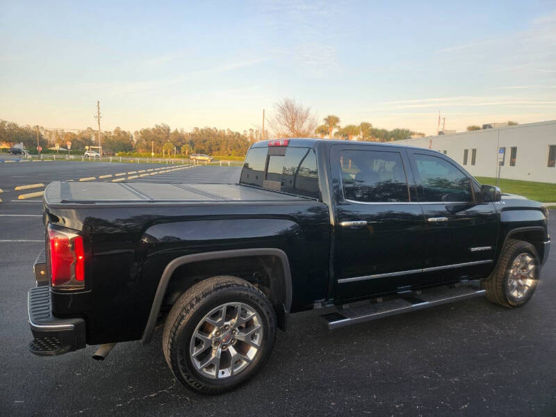 2017 GMC Sierra 1500 SLT photo 17