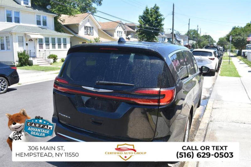 2024 Chrysler Pacifica Touring L