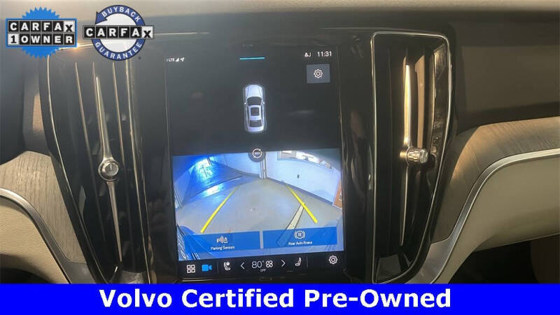 2023 Volvo S60 B5 Plus Dark Theme