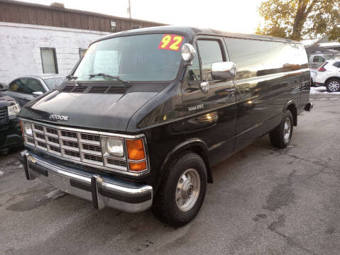 1992 Dodge Ram Van B250 Maxi
