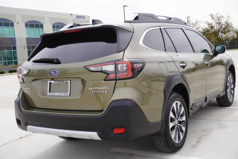 2024 Subaru Outback Touring