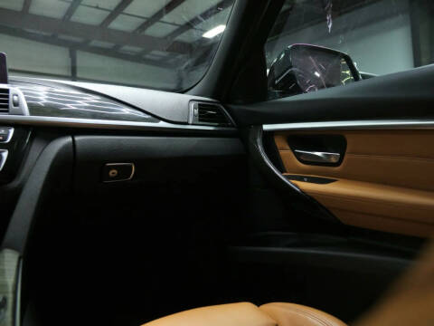 2018 BMW 3 Series 330i xDrive