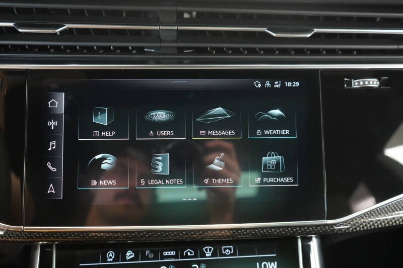 2023 Audi SQ8 4.0T quattro Premium Plus