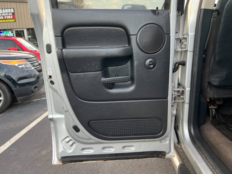2004 Dodge Ram 2500 SLT