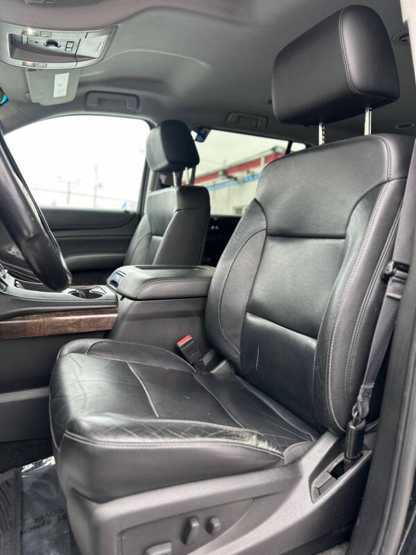 2017 Chevrolet Suburban LT