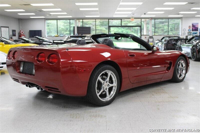 2004 Chevrolet Corvette 8