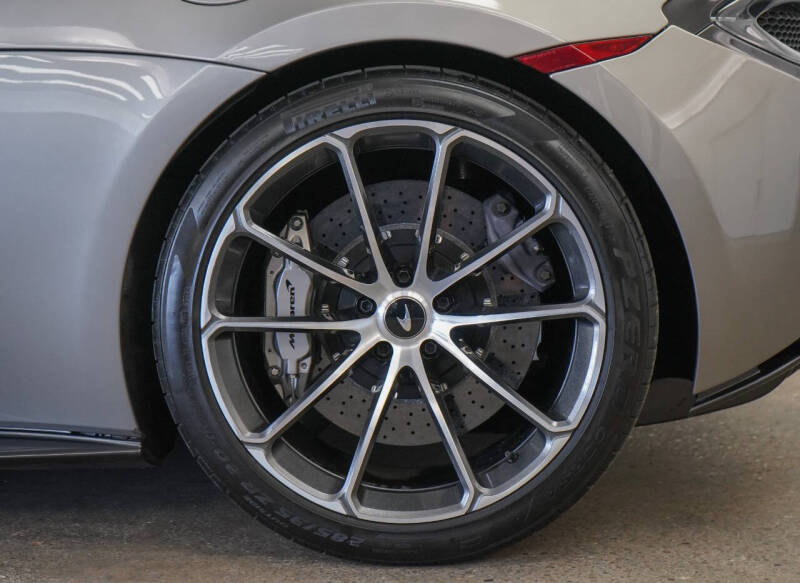 2020 McLaren 570S Spider