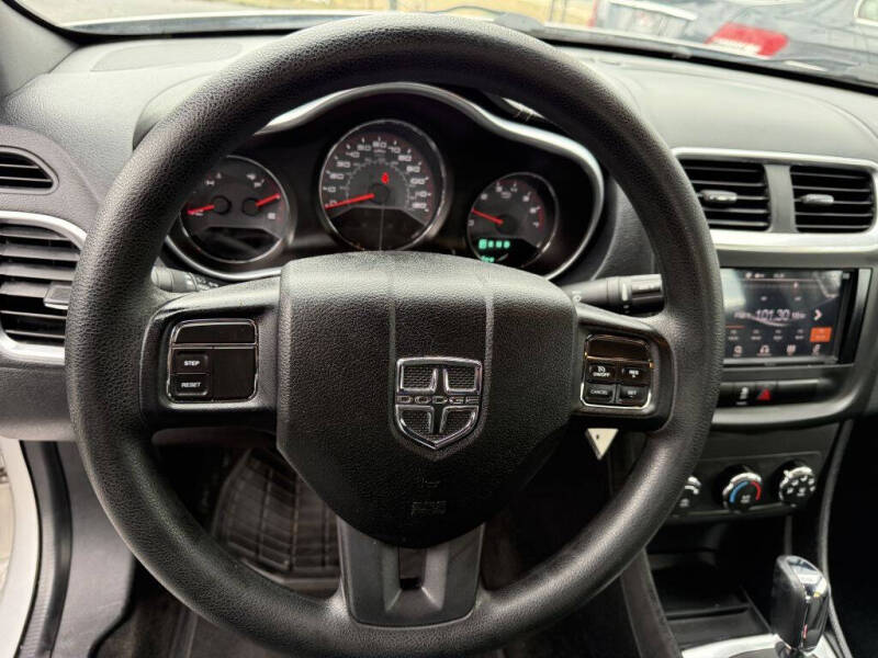2012 Dodge Avenger SE