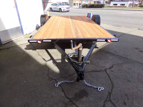 2003 Utility OLYMPIC for sale at Signature Auto Sales in Bremerton WA
