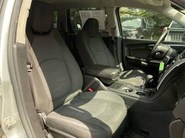 2011 Chevrolet Traverse LT