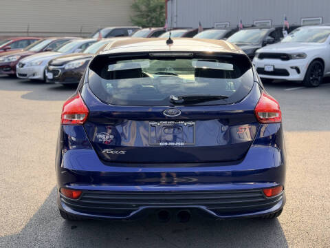 2017 Ford Focus ST