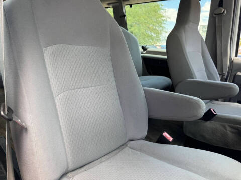 2012 Ford E-Series
