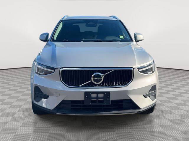 2023 Volvo XC40 B5 Core