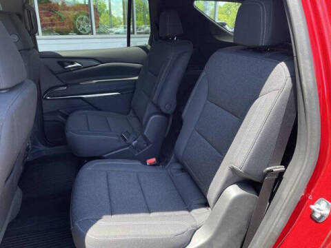 2024 Chevrolet Traverse LT