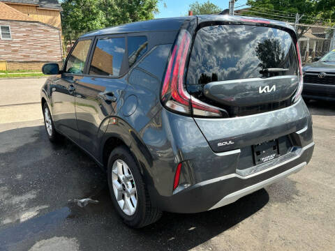 2023 Kia Soul LX