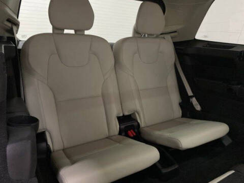 2025 Volvo XC90 B5 Core Bright Theme
