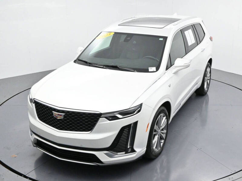 2025 Cadillac XT6 Premium Luxury