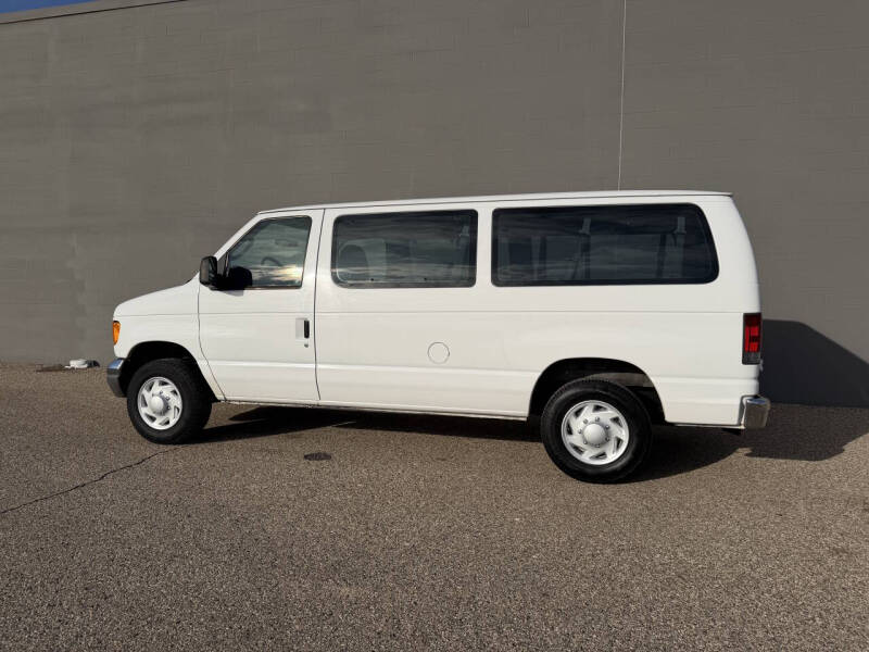 2007 Ford E-Series E-150 XLT