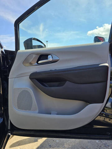 2017 Chrysler Pacifica Touring