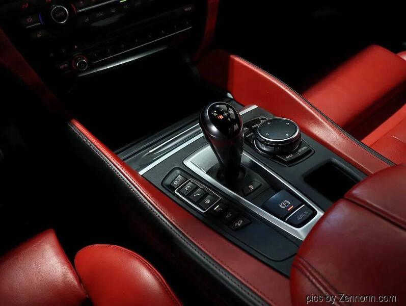 2016 BMW X6 M
